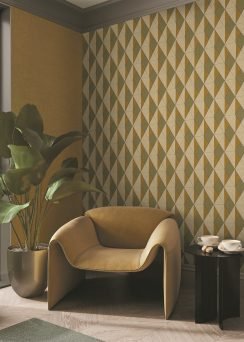 What Types Of Wallpaper Are Best For High-Moisture Areas?